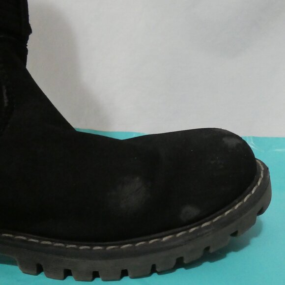 ROXY | size 9 | Stylish Black Triple Buckle Boots | Suede Texture | Zip-Up Sides - Picture 12 of 16